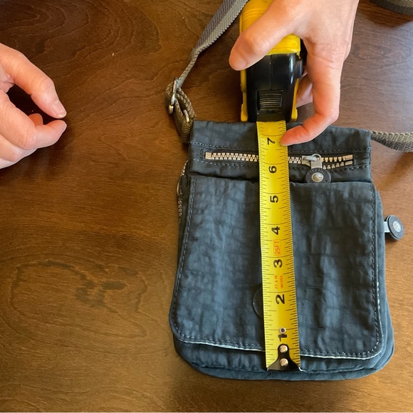 Small Kipling messenger bag - Picture 4 of 5